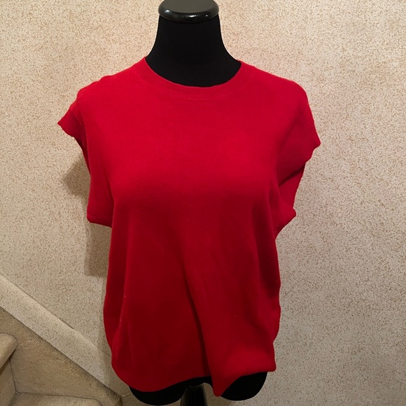 Zara Red sweater vest - Picture 1 of 4